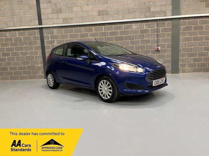 Blue Used 2015 Ford Fiesta Style Hatchback | £5,495 (Good price) - Image 1/4
