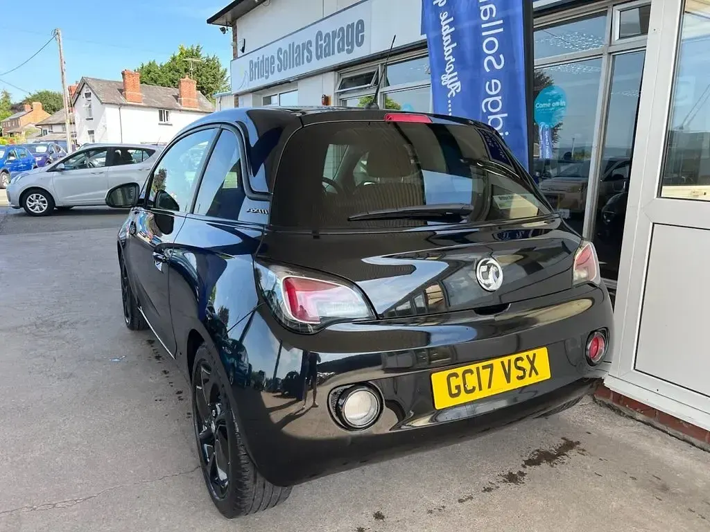 Used Vauxhall Adam S 70 HP (51 kW) 2017 Black jack Hatchback