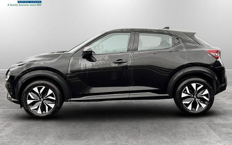 Used Nissan Juke Acenta 114 HP (83 kW) 2023 Pearl black SUV