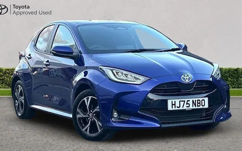 Used Toyota Yaris Design 116 HP (85 kW) 2025 Hatchback