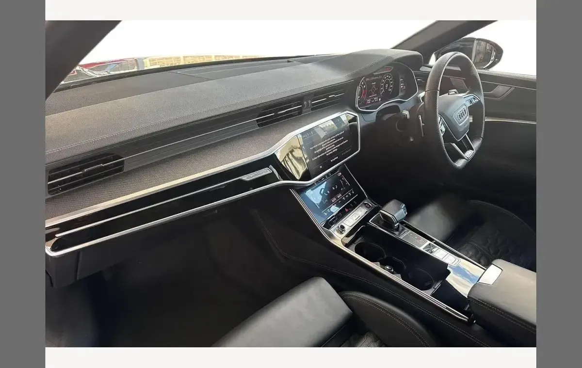 Used Audi RS6 Advanced 592 HP (435 kW) 2020 Black Estate