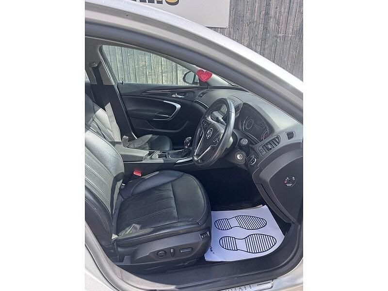Used Vauxhall Insignia Elite 163 HP (119 kW) 2015 Silver Hatchback