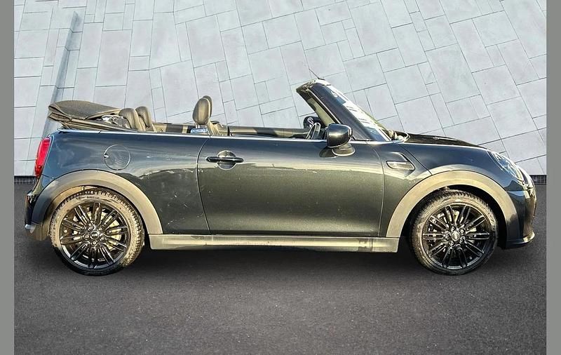 Used Mini Cooper Cabriolet Exclusive 134 HP (98 kW) 2022 Black Cabriolet