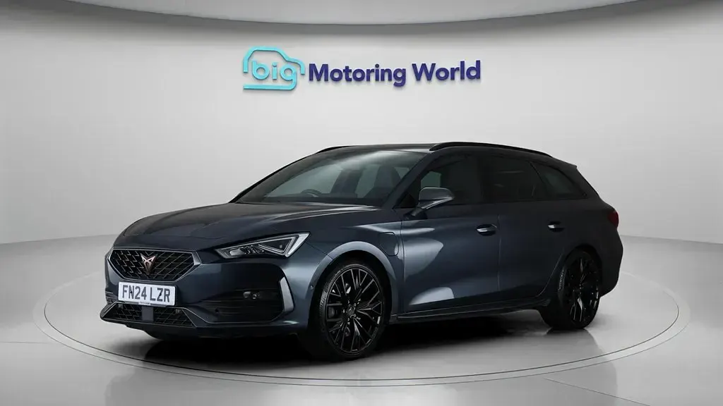 Used Cupra Leon VZ2 245 HP (180 kW) 2024 Grey Estate