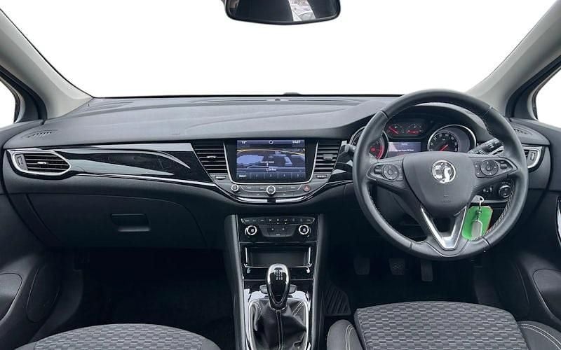 Gebraucht Vauxhall Astra SRi 150 PS (110 kW) 2019 Silber Kleinwagen