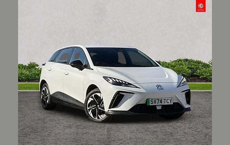 White Used 2024 MG MG4 EV SE Hatchback | £16,495 (Fair price) - Image 1/4