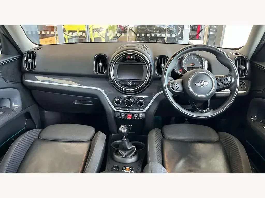 Begagnad Mini Cooper S Countryman Chili 192 HK (141 kW) 2017 Grå SUV