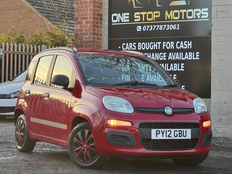 Used Fiat Panda Easy 85 HP (62 kW) 2012 Red Hatchback