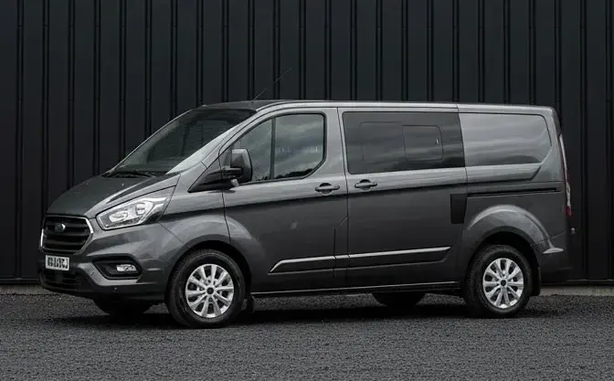 Begagnad Ford Transit Custom Limited 130 HK (95 kW) 2018 Grå Van