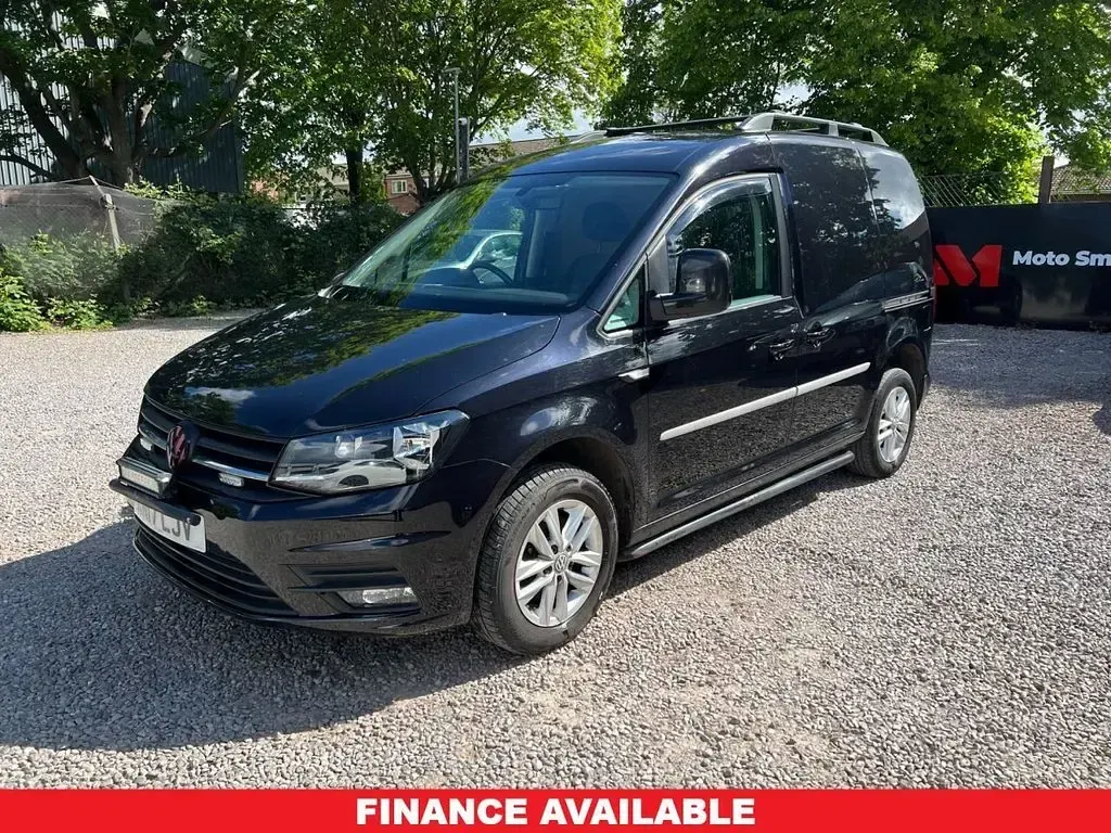 Used VW Caddy Highline 122 HP (89 kW) 2017 Black MPV