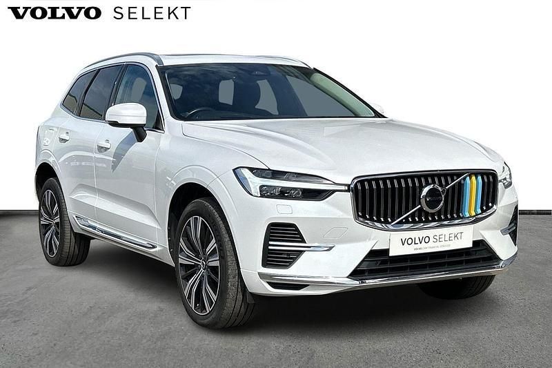 White Used 2021 Volvo XC60 Inscription SUV | £35,900 (Fair price) - Image 1/3