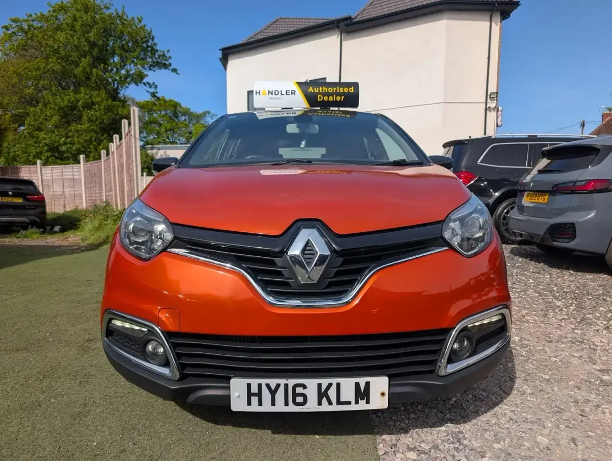 Begagnad Renault Captur Dynamique 2016 Orange SUV