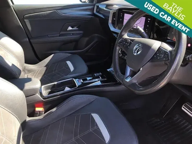 Second-hand Vauxhall Mokka Ultimate 130 CP (95 kW) 2023 Gri SUV