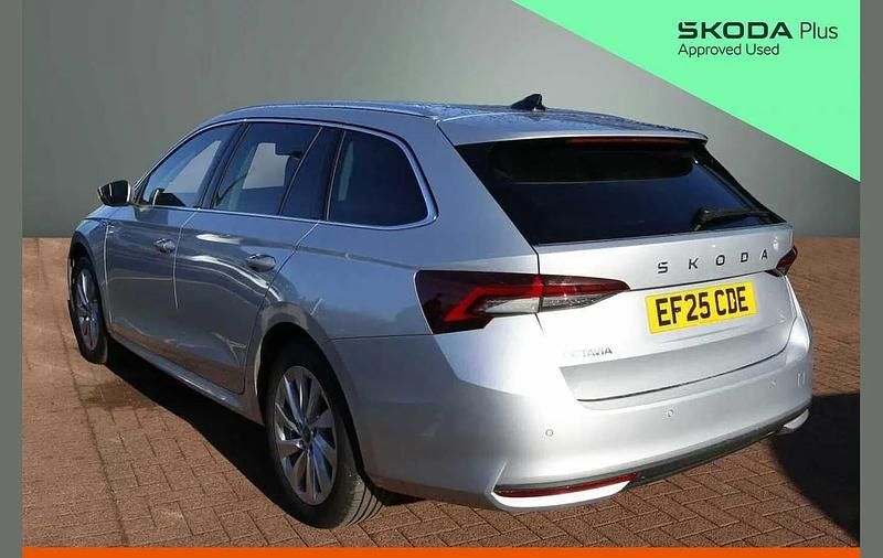 New Skoda Octavia SE L 147 HP (108 kW) 2025 Brilliant silver metallic Estate
