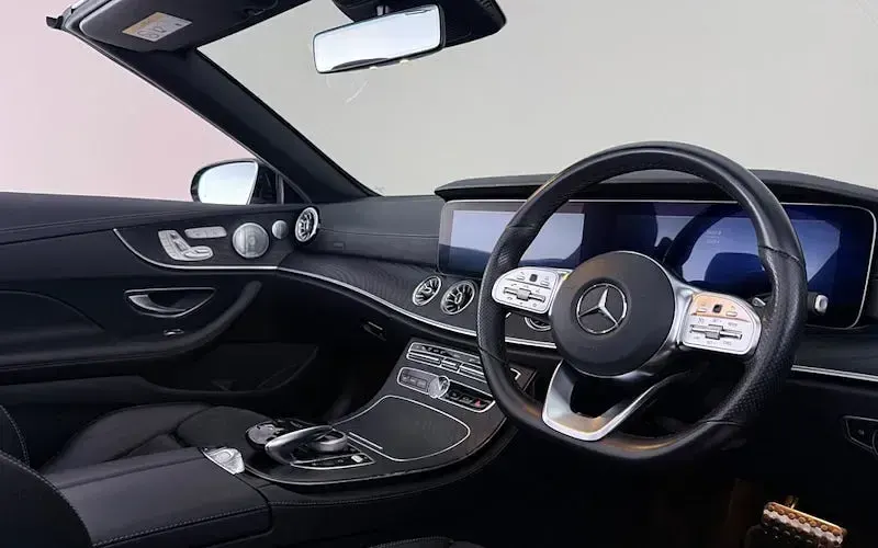 Used Mercedes E350 AMG Line Premium Plus 299 HP (219 kW) 2019 Black Cabriolet