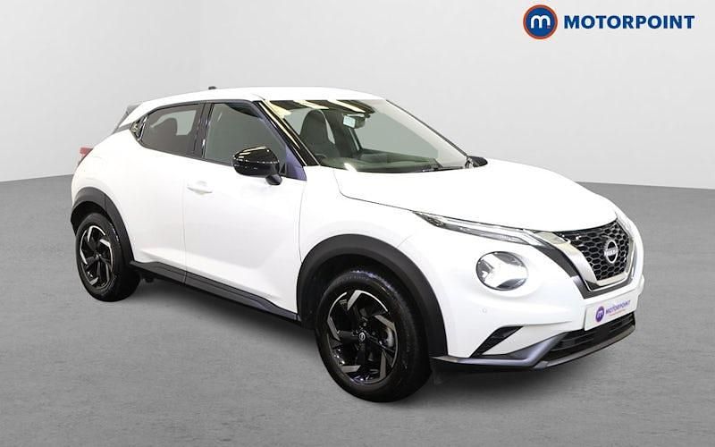 White Used 2023 Nissan Juke N-Connecta SUV | £15,999 (Fair price) - Image 1/4