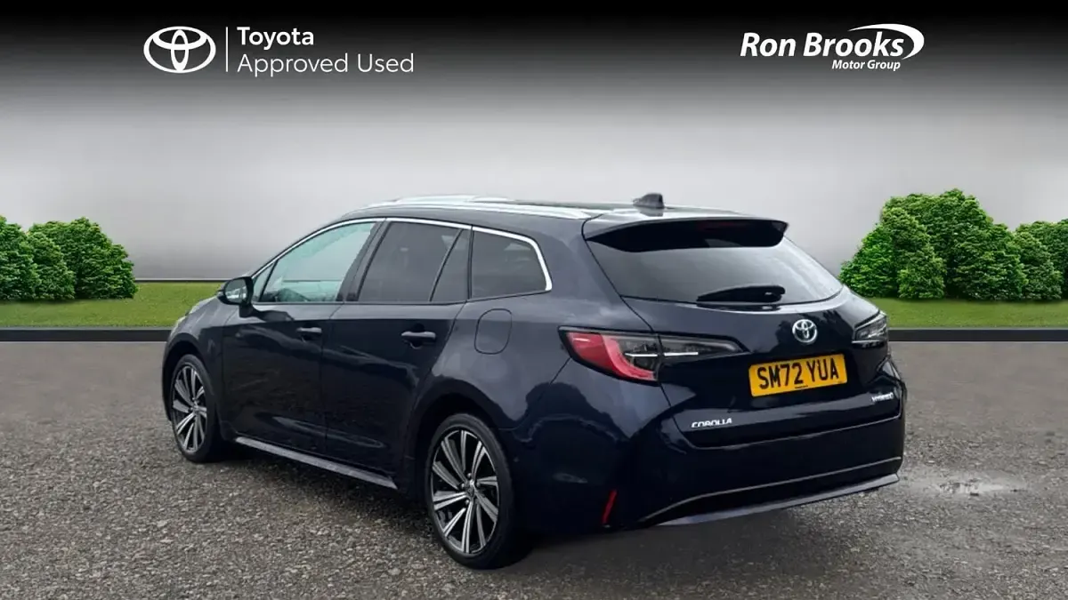 Used Toyota Corolla Design 2023 Blue Estate