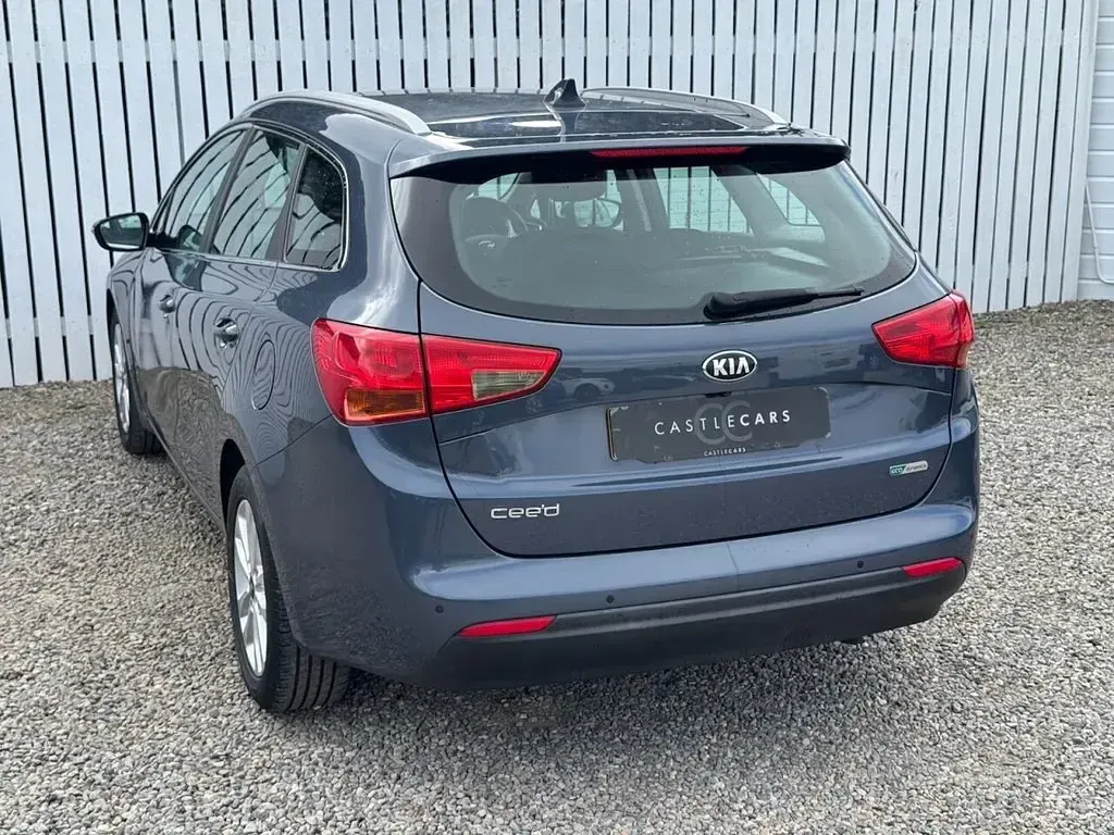 Used Kia Ceed 134 HP (98 kW) 2017 Blue Hatchback