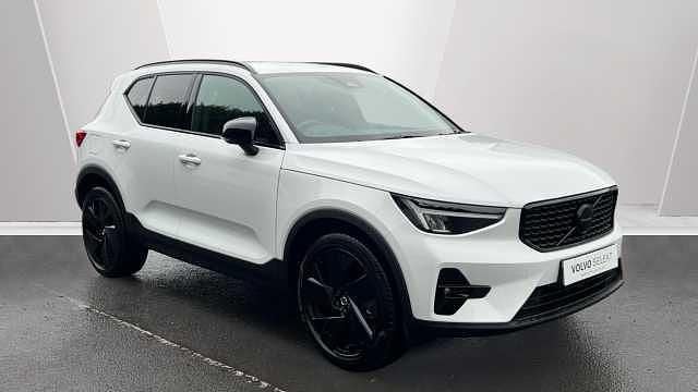 New Volvo XC40 Plus 197 HP (144 kW) 2026 SUV