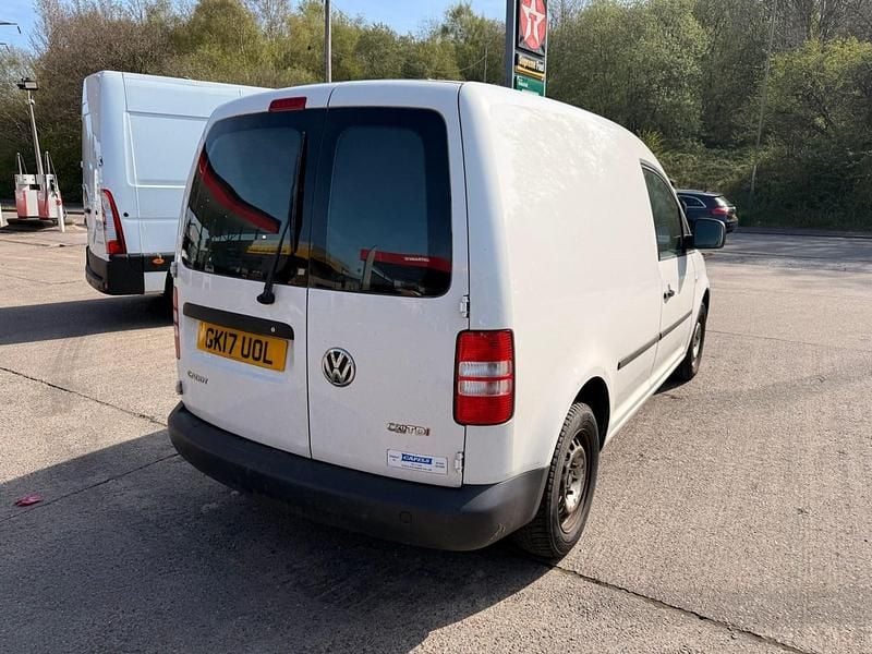 Begagnad VW Caddy Startline 102 HK (75 kW) 2017 Vit Minibuss