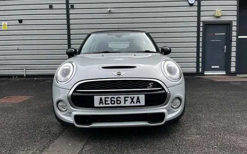 Used Mini Cooper S Hatch 170 HP (125 kW) 2017 Hatchback