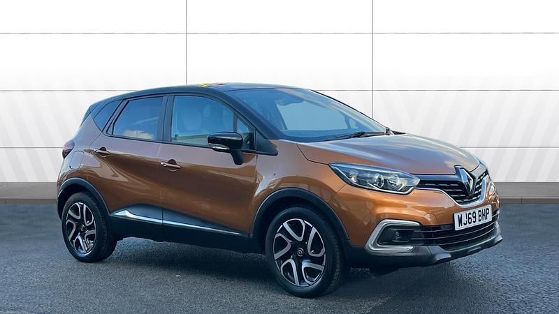 Other Used 2019 Renault Captur Iconic SUV | £8,195 (Fair price) - Image 1/3