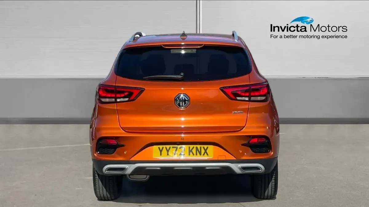 Usado MG ZS Exclusive 111 HP (81 kW) 2023 Laranja SUV