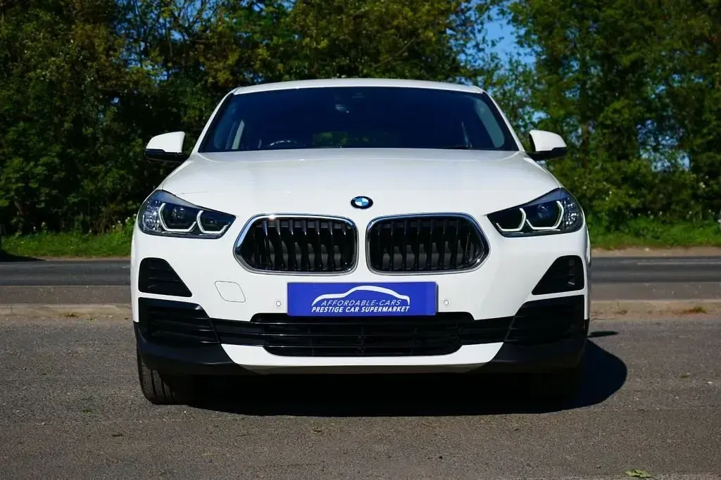 Usado BMW X2 Sport Line 220 CV (161 kW) 2021 Blanco SUV