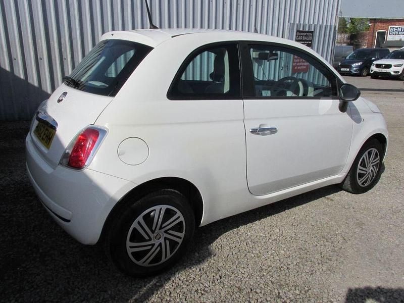 Used Fiat 500 Pop 69 HP (50 kW) 2012 White Hatchback