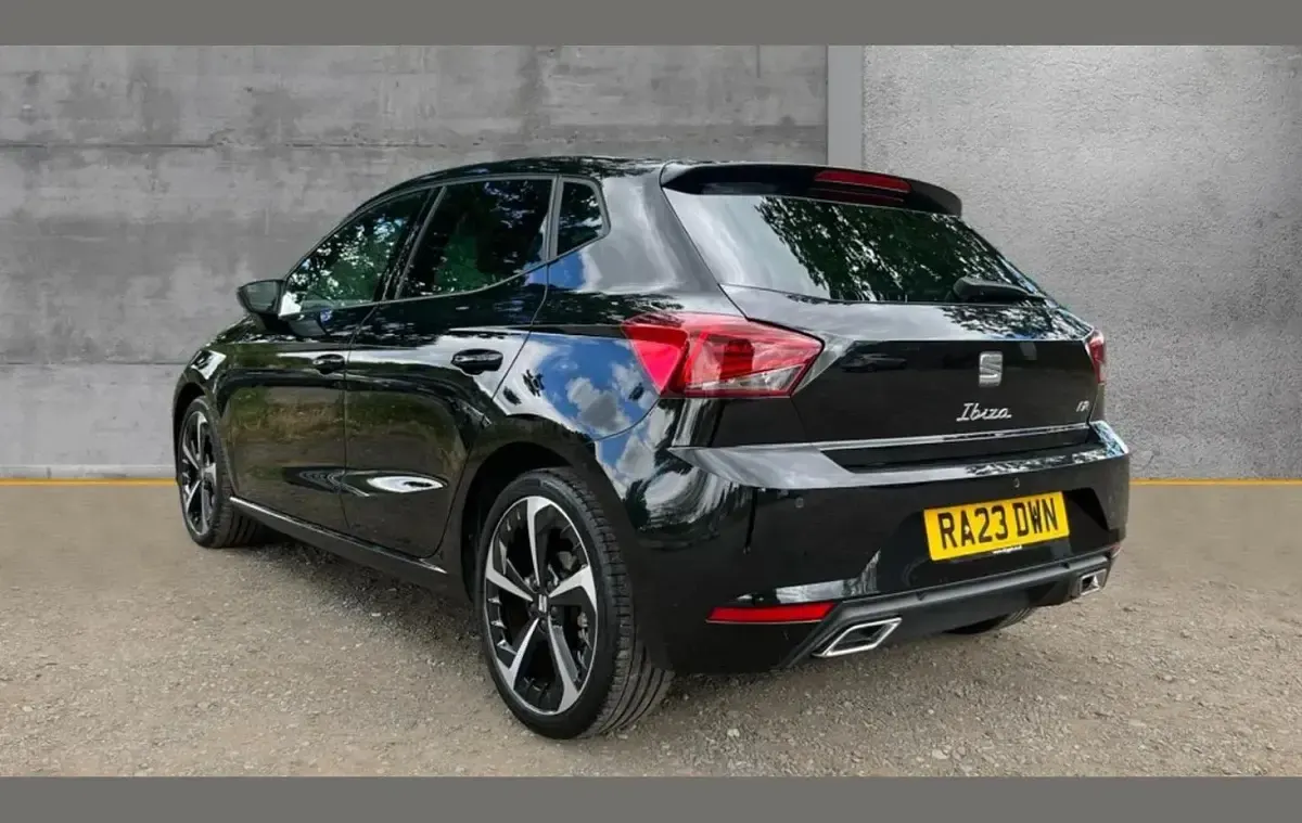 Used Seat Ibiza FR Sport 110 HP (80 kW) 2023 Black Hatchback