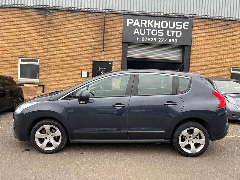 Blue Used 2013 Peugeot 3008 Active Hatchback | £2,950 (Fair price) - Image 1/4