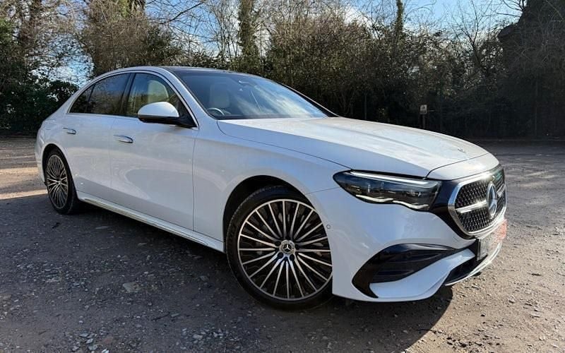 Used Mercedes E300 AMG Line Premium Plus 313 HP (230 kW) 2024 White Sedan