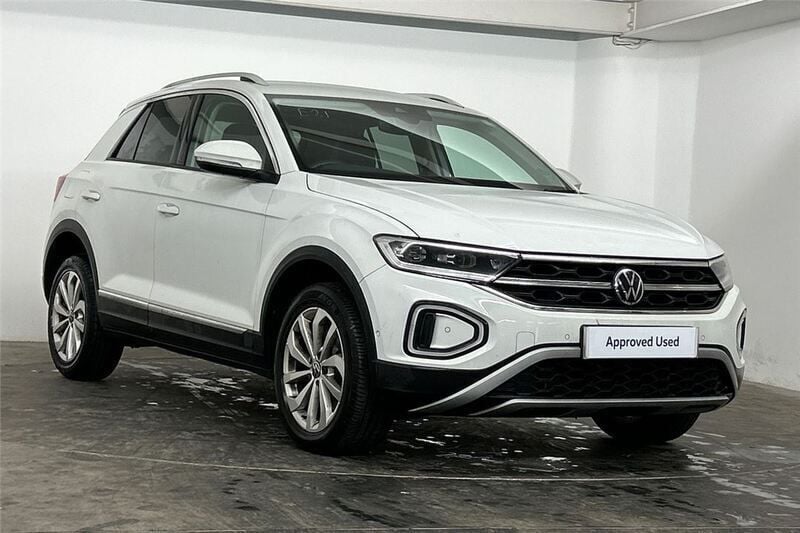 White Used 2022 VW T-Roc Style SUV | £20,495 (Fair price) - Image 1/4