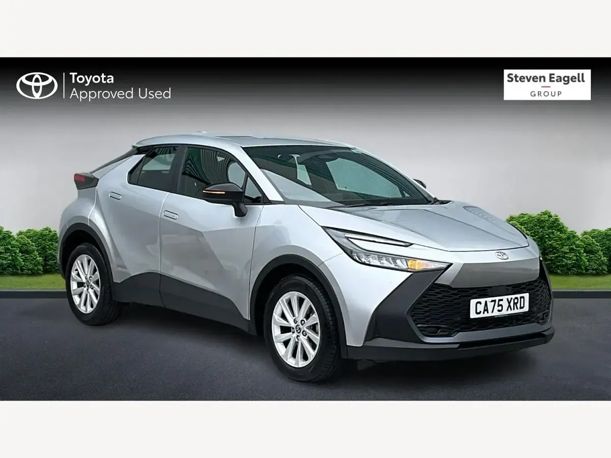 Used Toyota C-HR 140 HP (102 kW) 2026 SUV