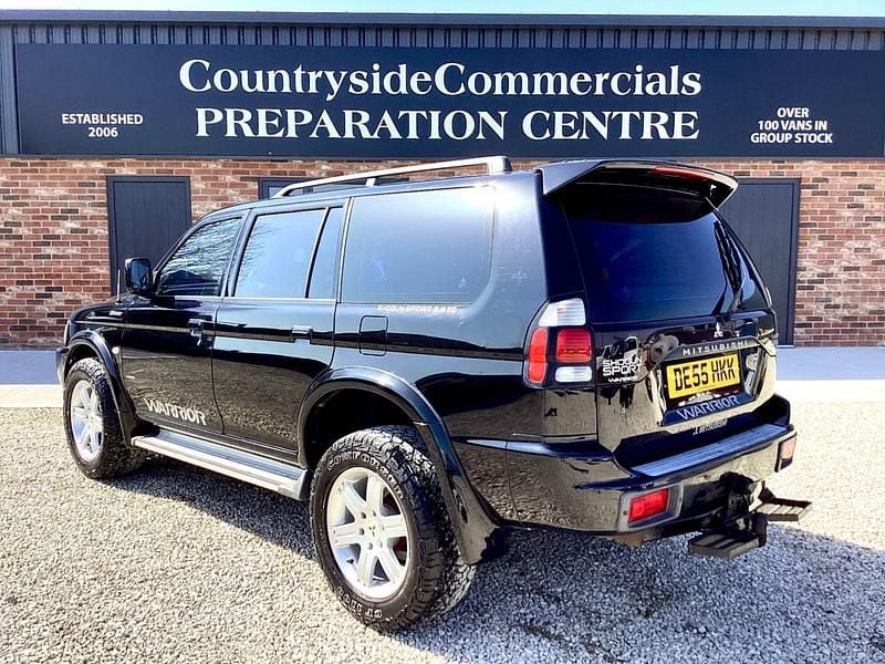 Used Mitsubishi Shogun Warrior 2005 Black SUV