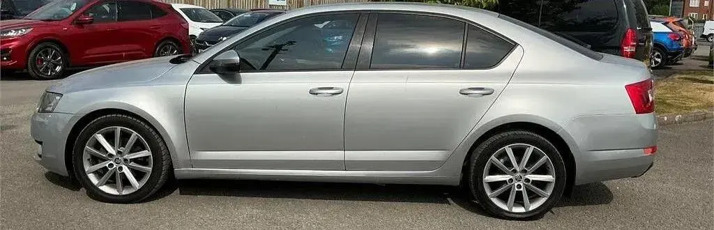 Used Skoda Octavia Elegance 2014 Silver Estate