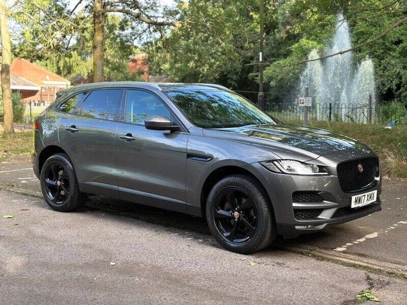 Grey Used 2017 Jaguar F-Pace Portfolio SUV | £12,495 (Fair price) - Image 1/4