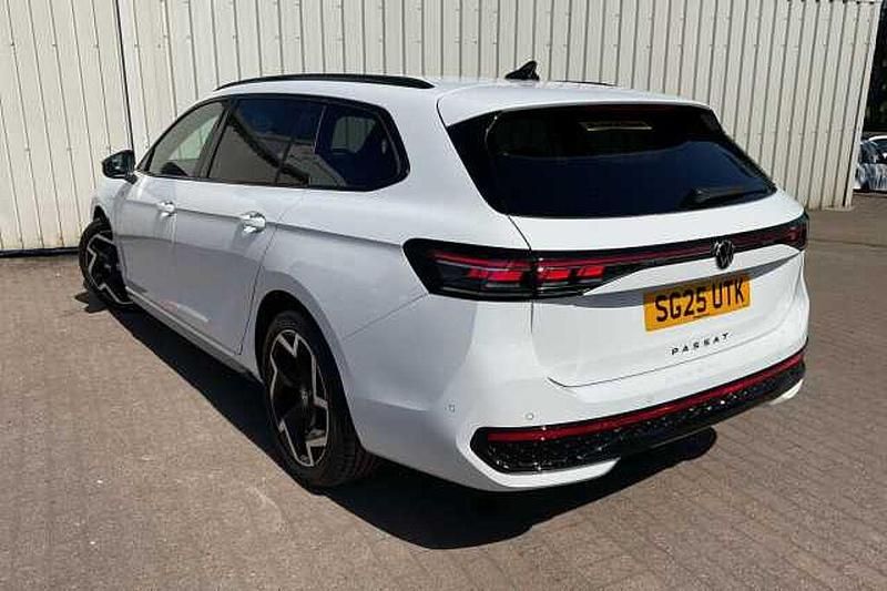 New VW Passat 150 HP (110 kW) 2025 Estate