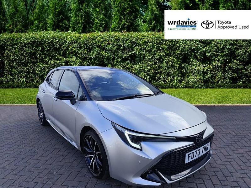 Sterling silver / bi tone Used 2023 Toyota Corolla Sport Hatchback | £22,995 (Expensive) - Image 1/4