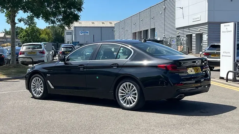 Used BMW 530e Sport Line 288 HP (211 kW) 2022 Black