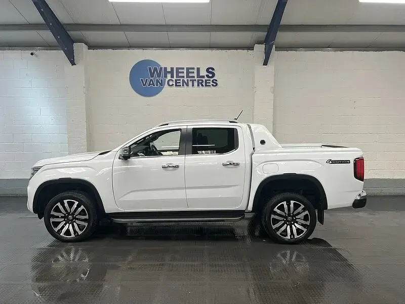 Used VW Amarok Aventura 237 HP (174 kW) 2024 White Pickup