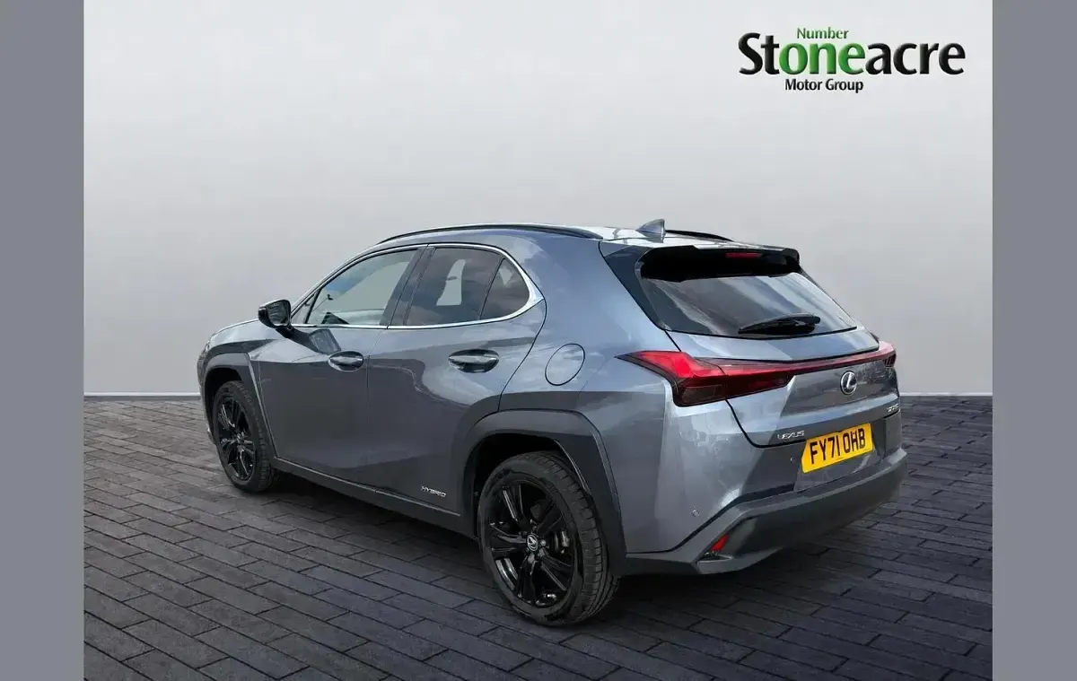 Used Lexus UX 250h 180 HP (132 kW) 2021 Grey SUV