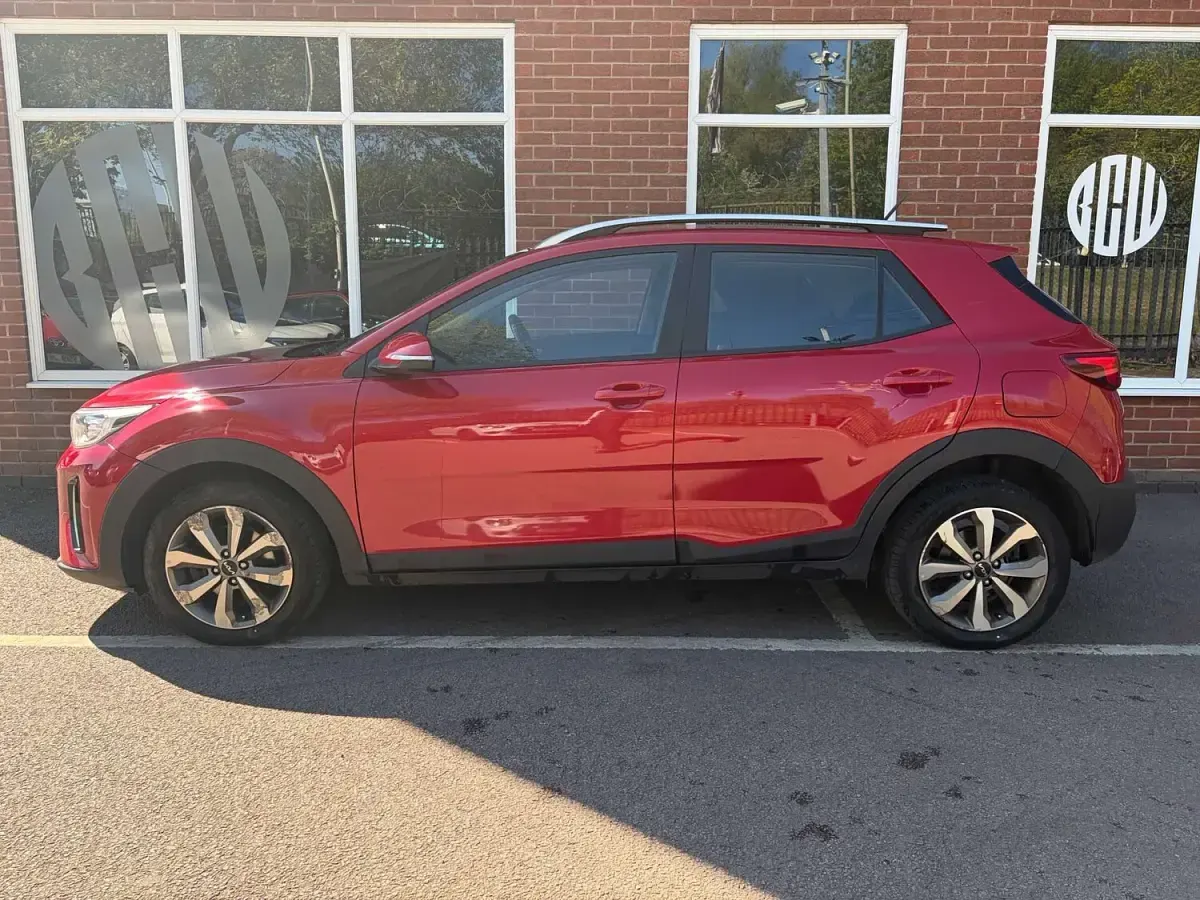 Used Kia Stonic 2023 Red SUV