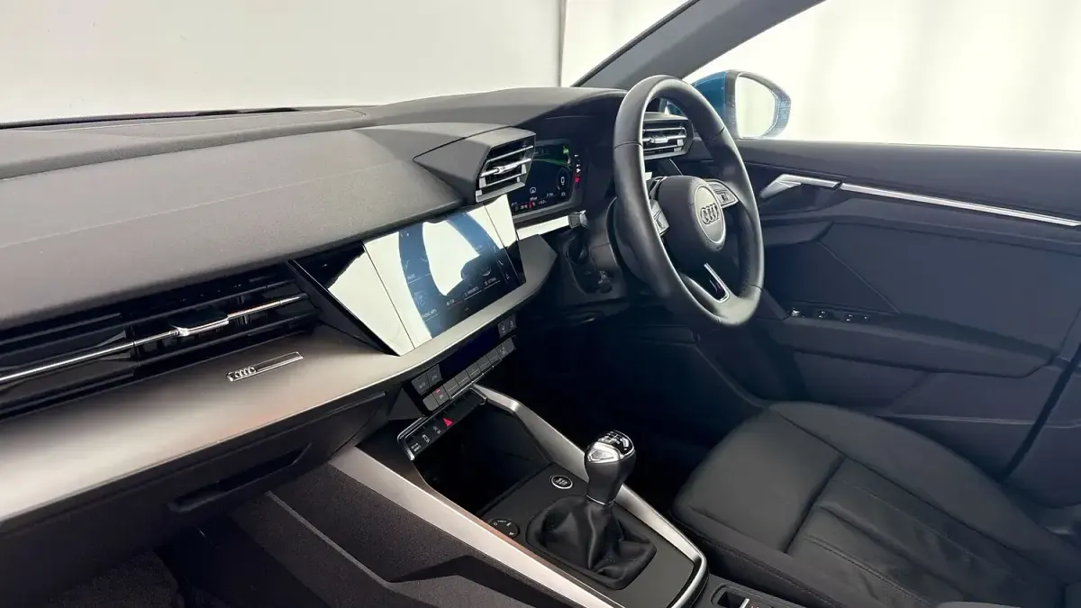 Used Audi A3 Sportback Sport 150 HP (110 kW) 2022 Atoll blue Hatchback