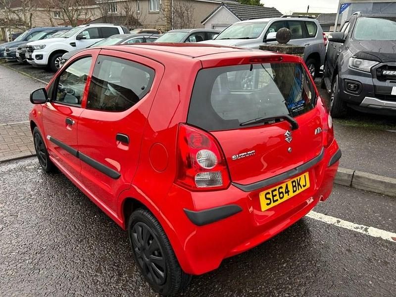 Used Suzuki Alto 68 HP (50 kW) 2015 Red Hatchback