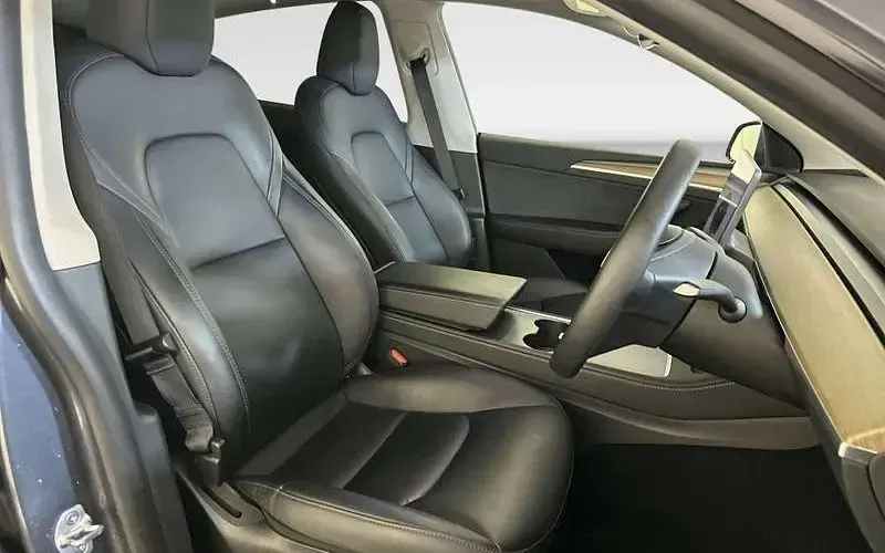 Used Tesla Model Y Performance 317 kW (432 HP) 2023 Grey SUV