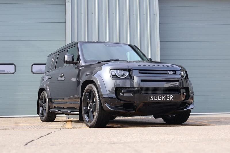 New Land Rover Defender HSE 2026 Grey SUV