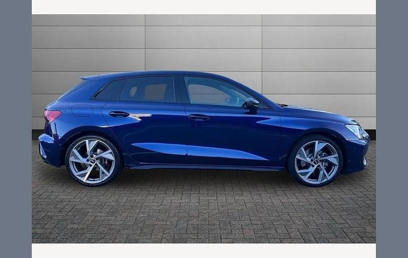 Used Audi A3 Black Edition 150 HP (110 kW) 2024 Blue Hatchback