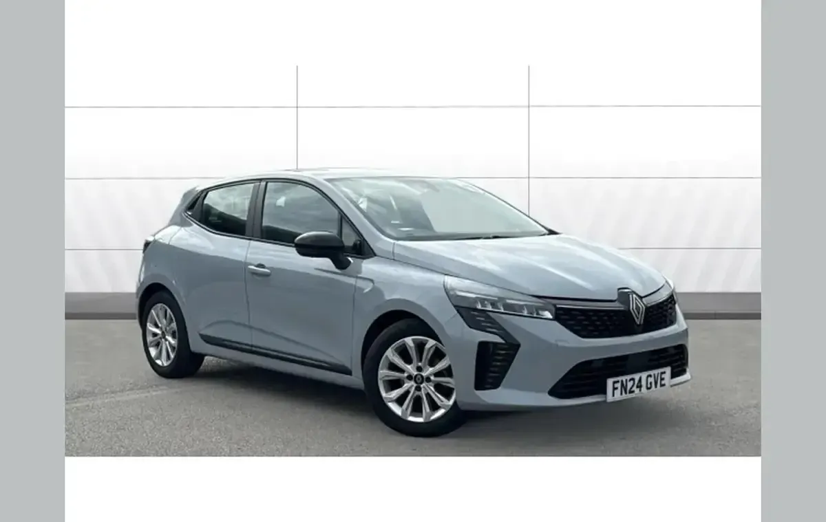 Used Renault Clio Evolution 90 HP (66 kW) 2024 Hatchback