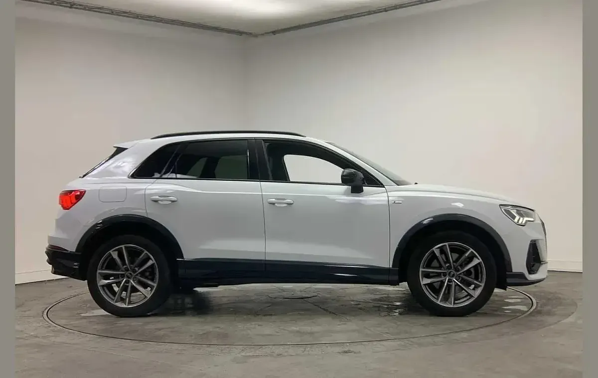 Used Audi Q3 Black Edition 245 HP (180 kW) 2023 White SUV